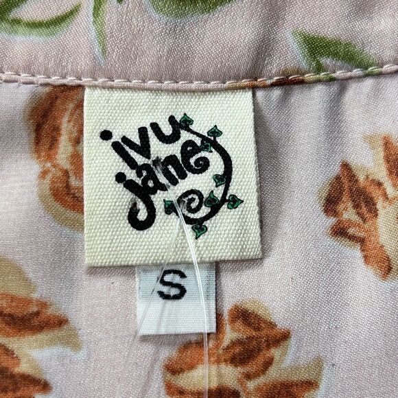 Ivy Jane Bed of Roses Top - Picture 10 of 14